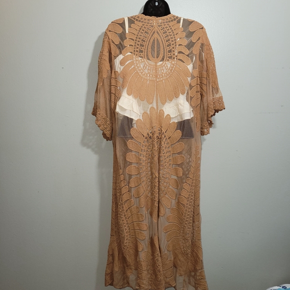 Bohemian Tan Lace Kimono Size S - Picture 2 of 3